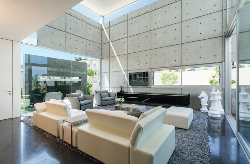 קיר בטון בבית פרטי